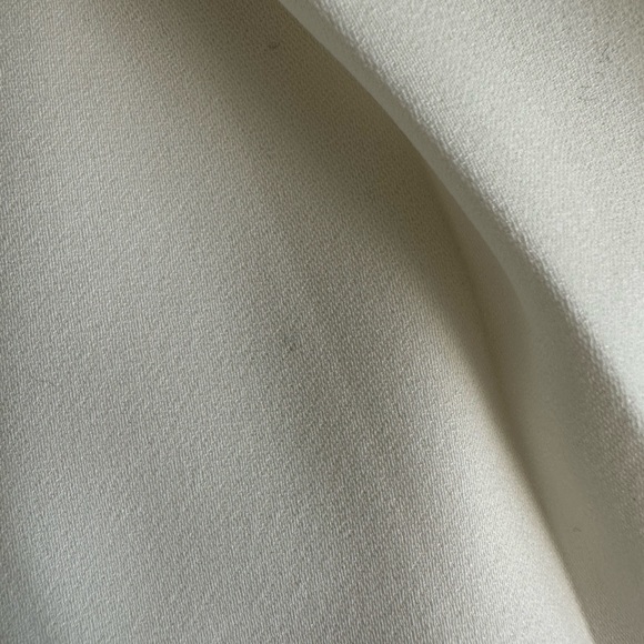 Beautiful white pleated skirt by Nisse - Picture 6 of 8